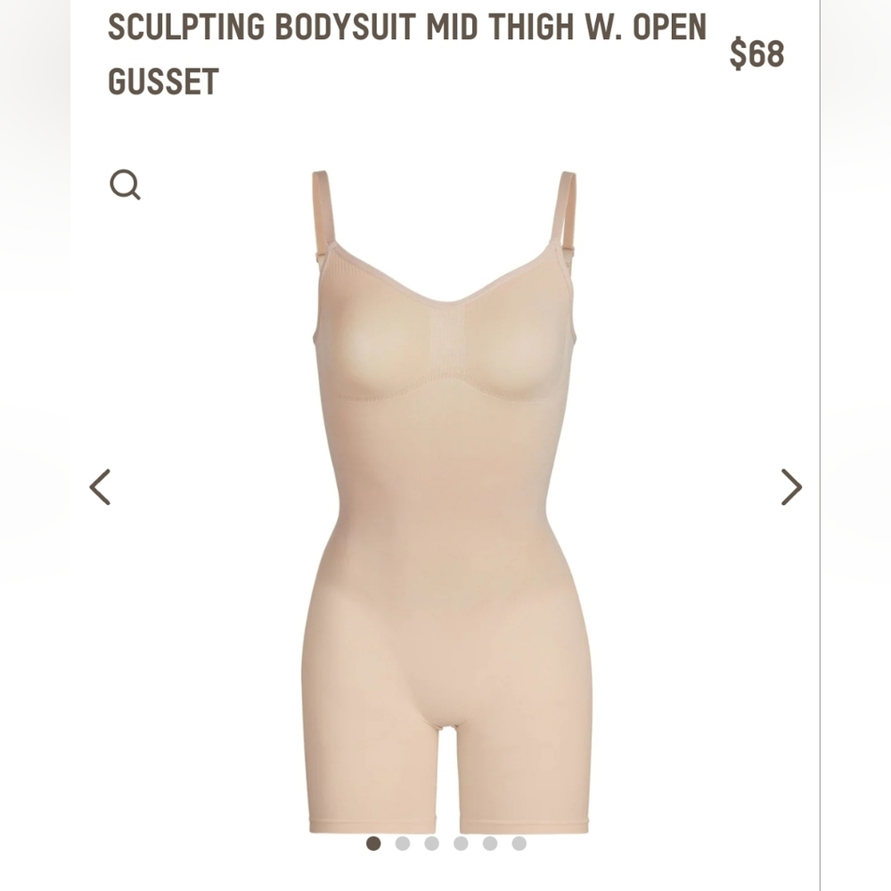 Skims Sculpting Bodysuit Mid Thigh w/ Open Gusset